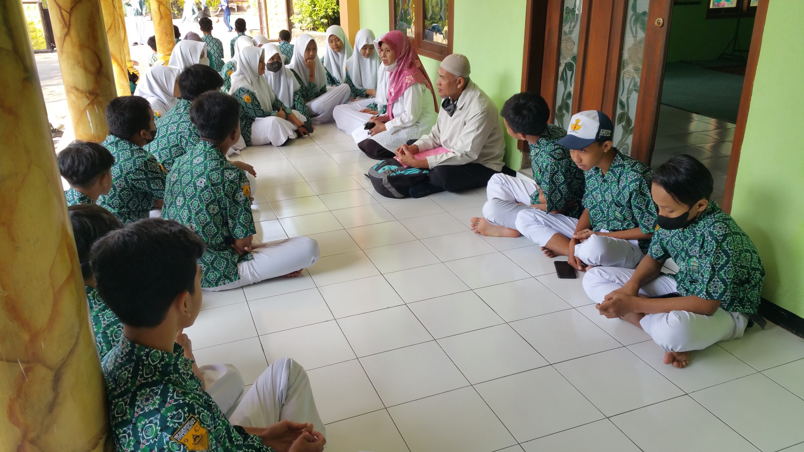 PEMBINAAN SIKAP DAN MENTAL